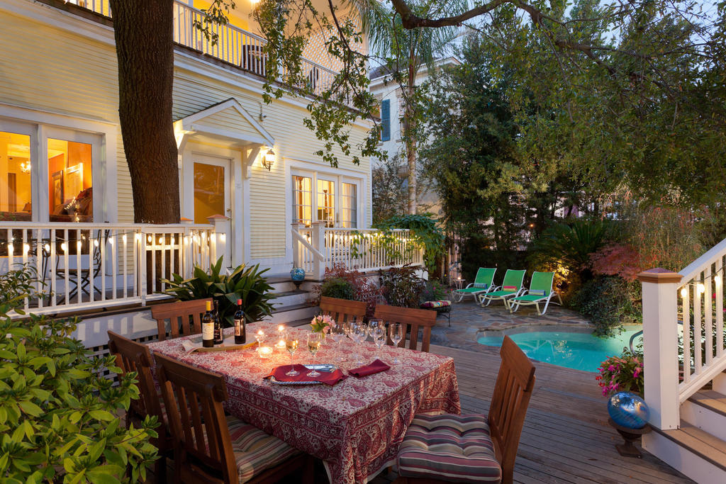 Azalea Inn And Villas Savannah Exteriör bild