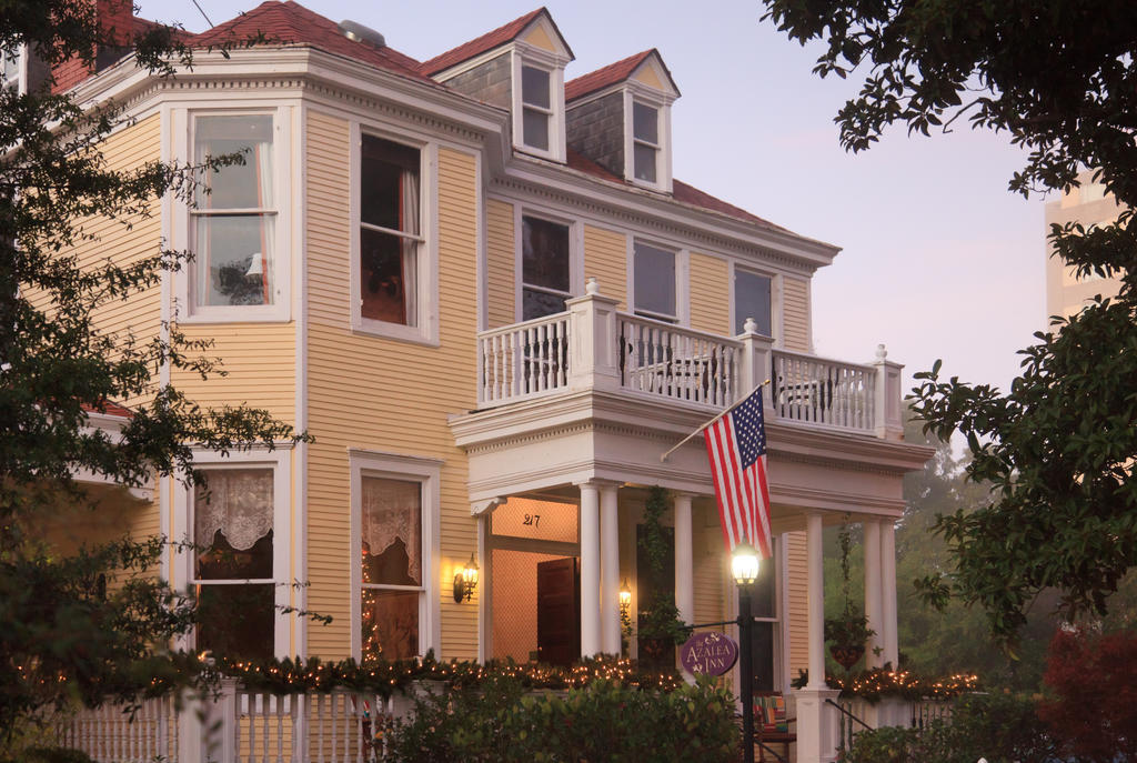 Azalea Inn And Villas Savannah Exteriör bild