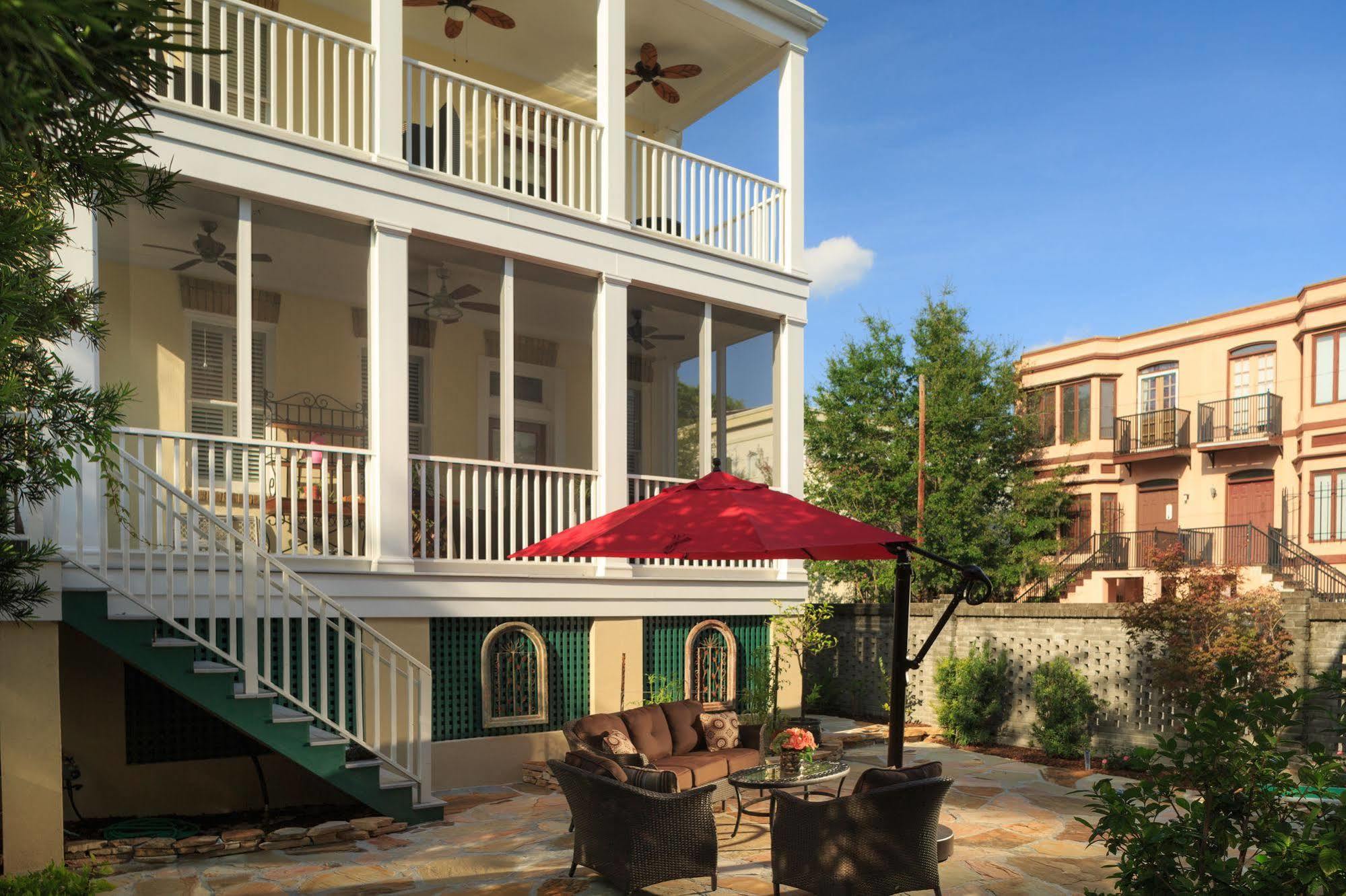 Azalea Inn And Villas Savannah Exteriör bild